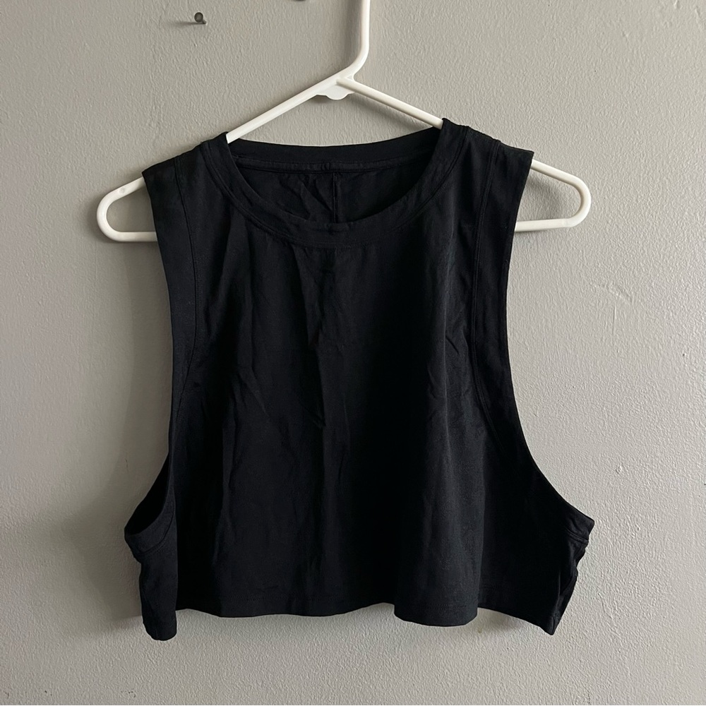 Women’s Lululemon Athletica Black Sleeveless Muscle Tank Crop Top Workout Gym
